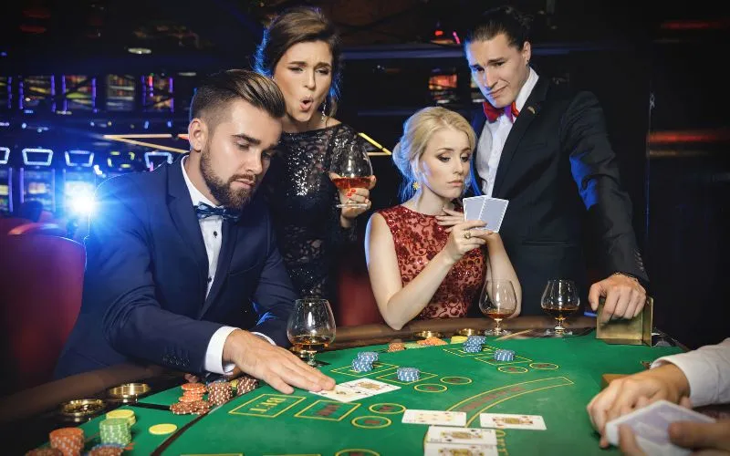 Poker Table Scenario