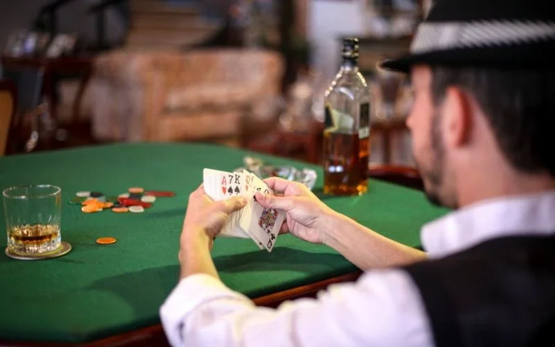 Common Poker Tells
