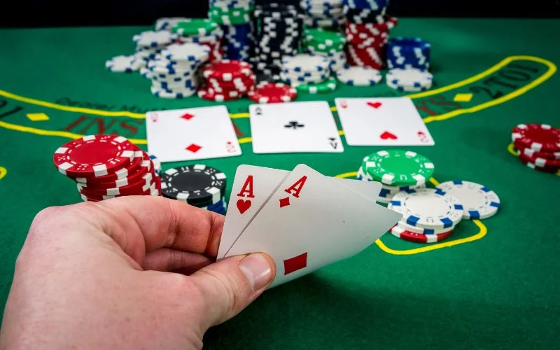 Bluffing in Poker Tournaments