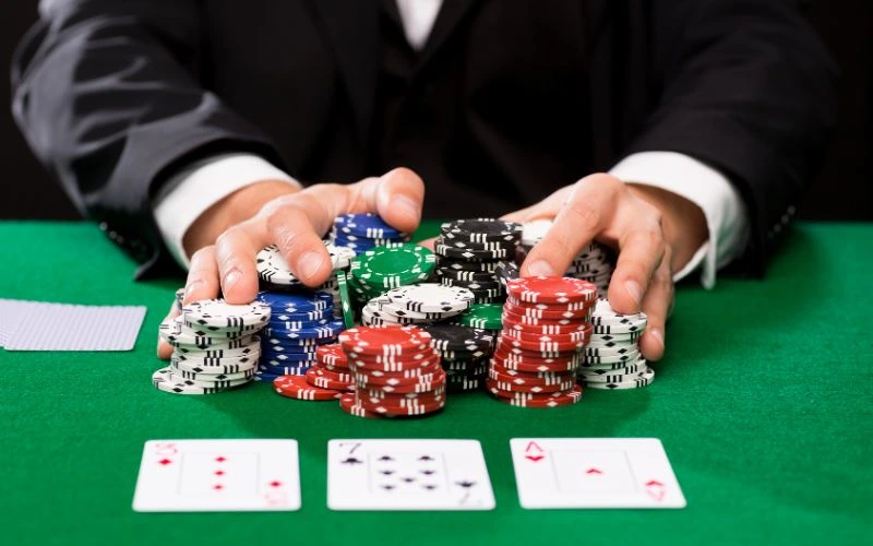 How Much Do Poker Dealers Make