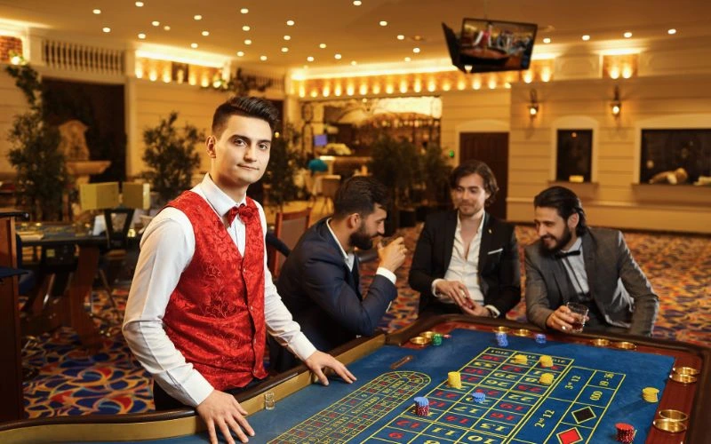How Much Do Poker Dealers Make
