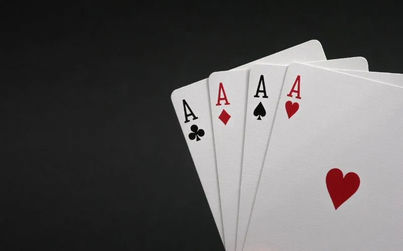 Straddle in Poker