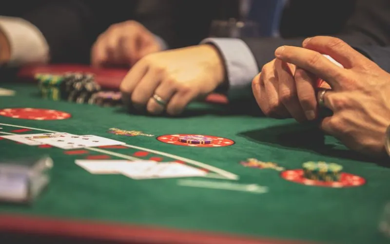Straddle in Poker