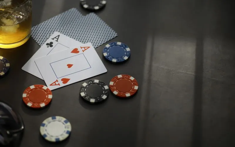 Ultimate Texas Hold'em Side Bets
