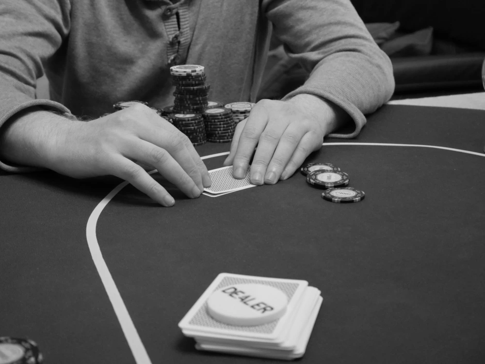 What is a Straddle in Poker